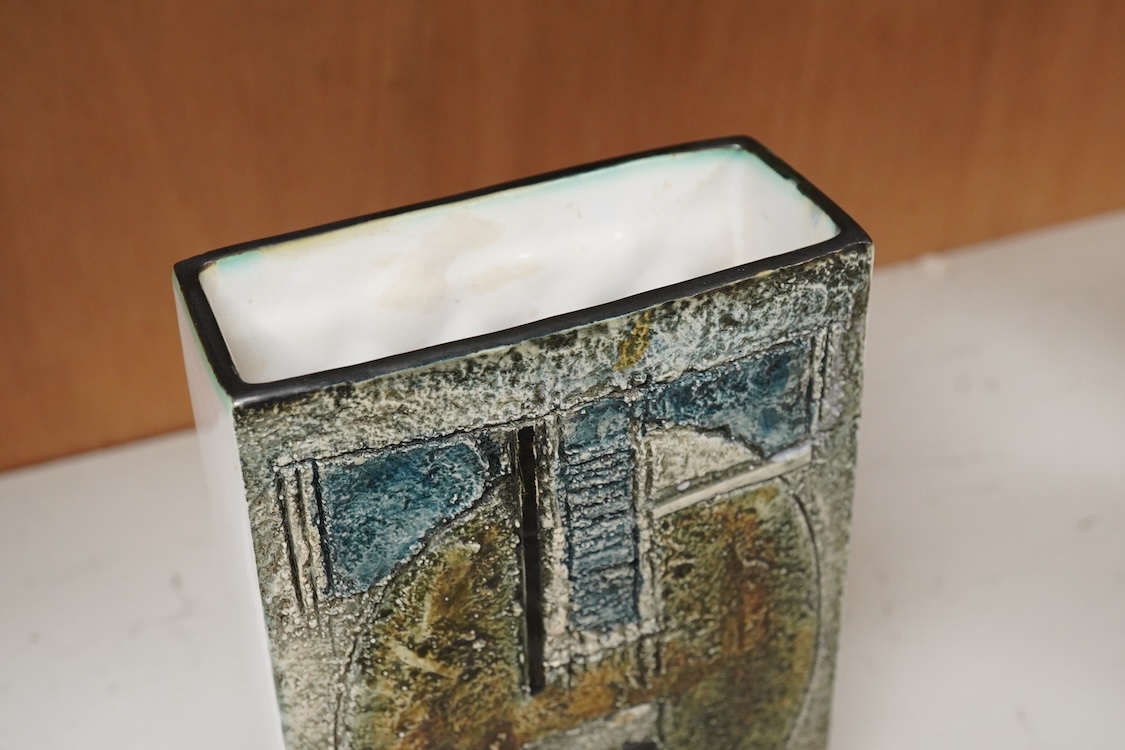 A Troika vase by Linda Taylor, decorated in relief with an abstract design, signed to the base, 17cm high
